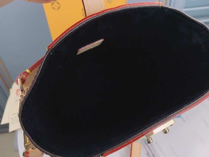 202203SS新作 Louis Vuitton ルイヴィトン レディース ショルダーバックスーパーコピー