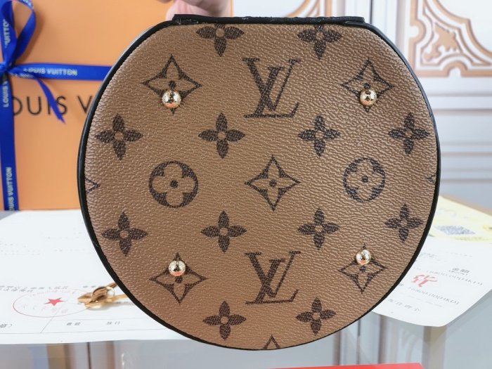 202203SS新作 Louis Vuitton ルイヴィトン レディース ショルダーバックスーパーコピー