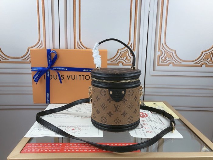 202203SS新作 Louis Vuitton ルイヴィトン レディース ショルダーバックスーパーコピー