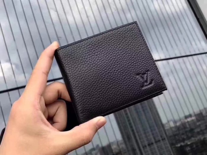 202204SSルイヴィトン LOUIS VUITTON 新作通販 短財布スーパーコピー