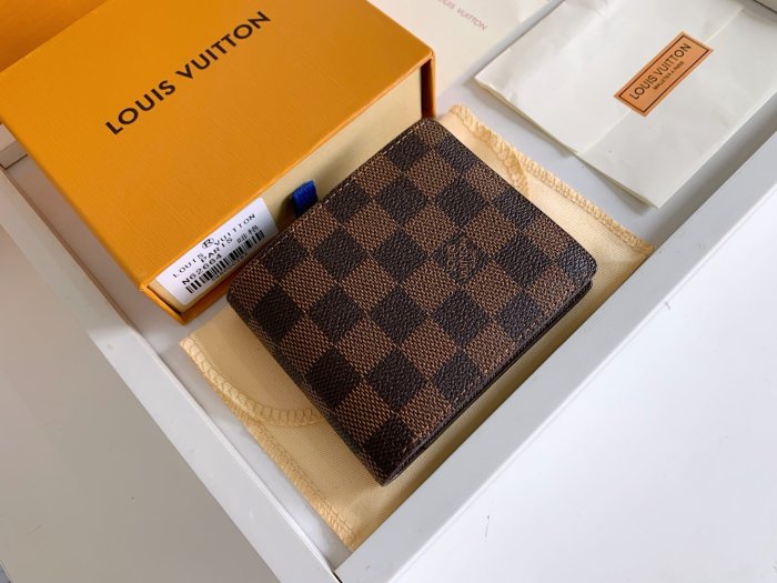 202204SSルイヴィトン LOUIS VUITTON 新作通販 短財布スーパーコピー