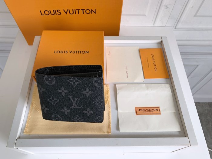 202204SSルイヴィトン LOUIS VUITTON 新作通販 短財布スーパーコピー