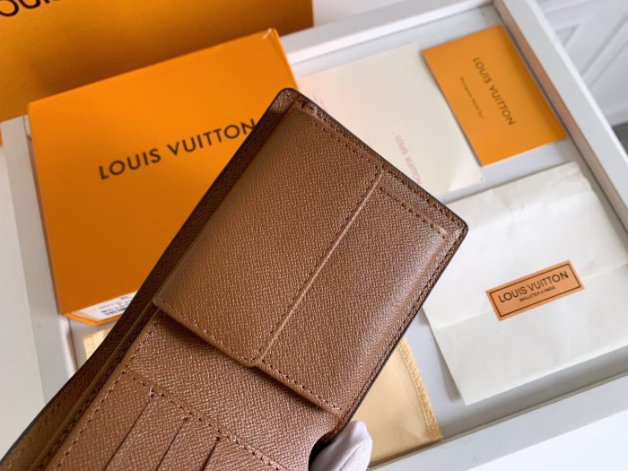 202204SSルイヴィトン LOUIS VUITTON 新作通販 短財布スーパーコピー
