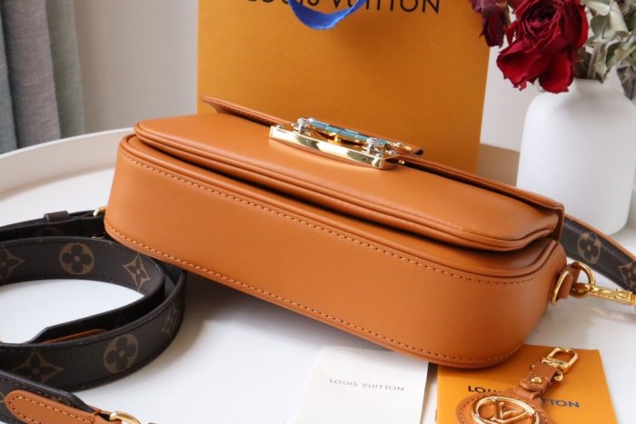 202204SS新作 Louis Vuitton ルイヴィトン レディース ショルダーバックスーパーコピー