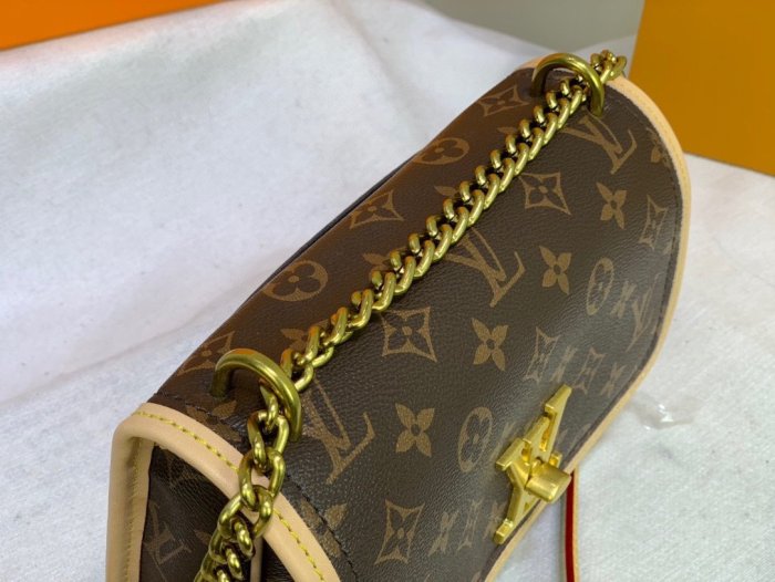 202204SS新作 Louis Vuitton ルイヴィトン レディース ショルダーバックスーパーコピー
