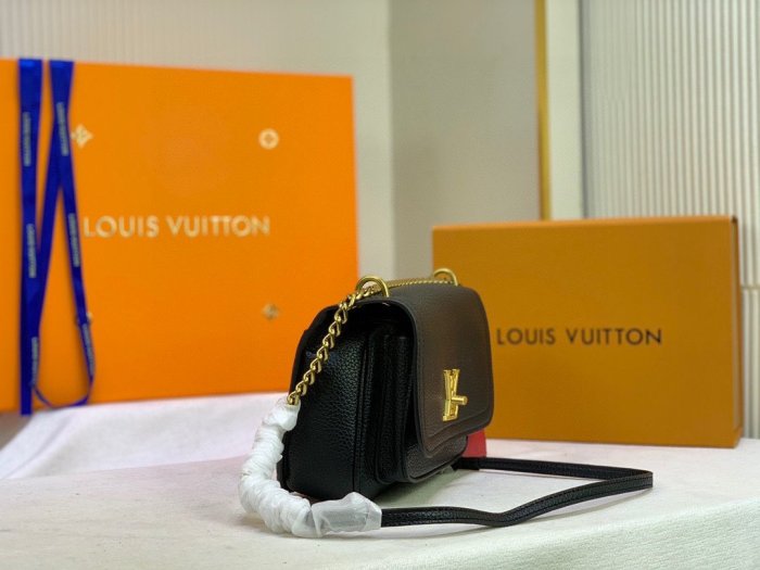 202204SS新作 Louis Vuitton ルイヴィトン レディース ショルダーバックスーパーコピー