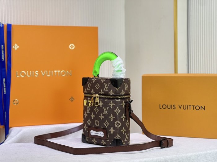 202204SS新作 Louis Vuitton ルイヴィトン レディース ショルダーバックスーパーコピー