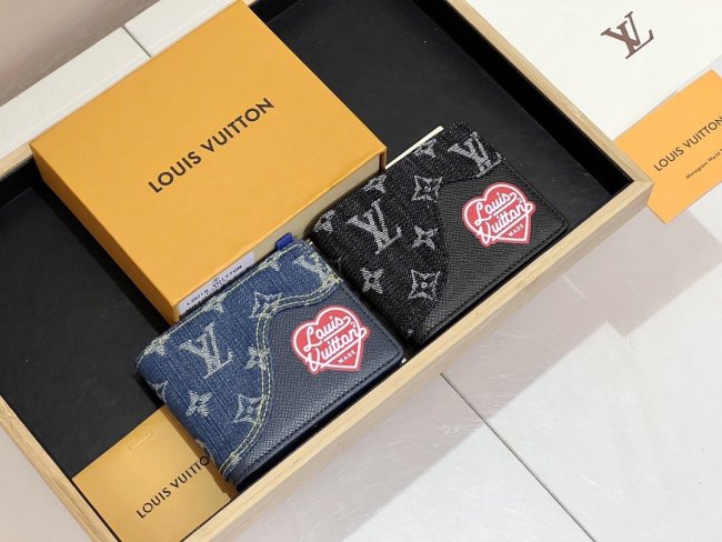 202204SSルイヴィトン LOUIS VUITTON 新作通販 短財布スーパーコピー2色