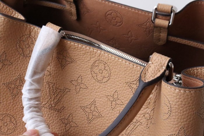202204SS新作 Louis Vuitton ルイヴィトン レディース ショルダーバックスーパーコピー