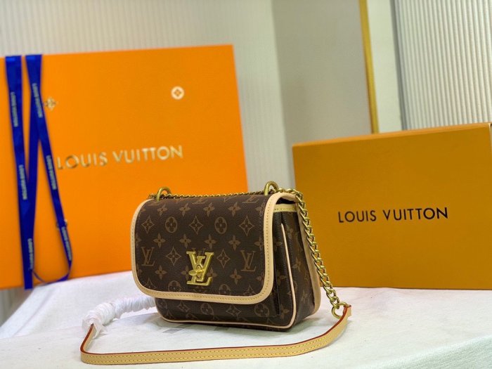 202204SS新作 Louis Vuitton ルイヴィトン レディース ショルダーバックスーパーコピー