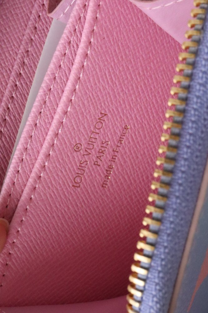 202204SSルイヴィトン LOUIS VUITTON 新作通販 短財布スーパーコピー