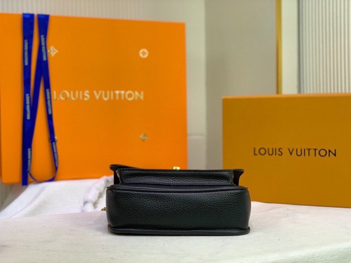 202204SS新作 Louis Vuitton ルイヴィトン レディース ショルダーバックスーパーコピー