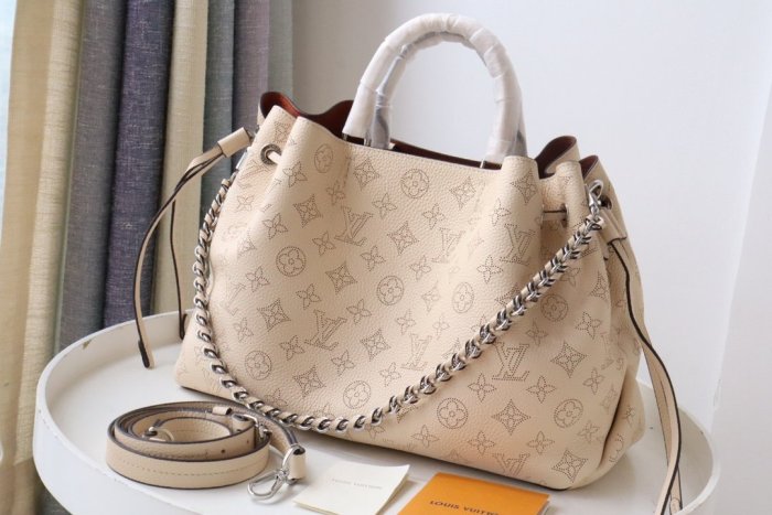 202204SS新作 Louis Vuitton ルイヴィトン レディース ショルダーバックスーパーコピー