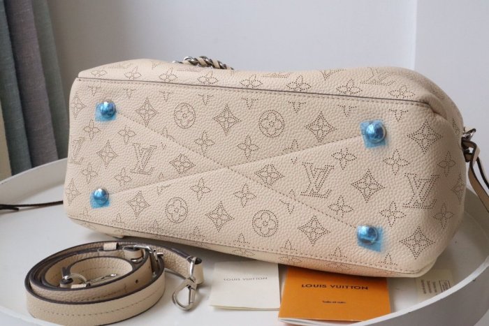 202204SS新作 Louis Vuitton ルイヴィトン レディース ショルダーバックスーパーコピー
