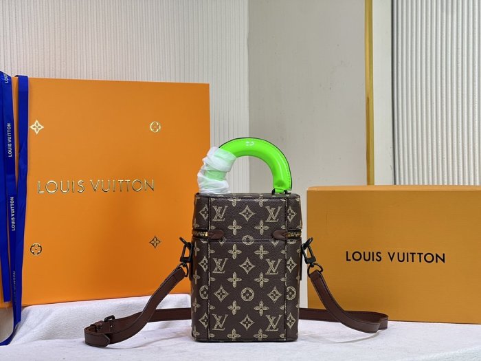 202204SS新作 Louis Vuitton ルイヴィトン レディース ショルダーバックスーパーコピー