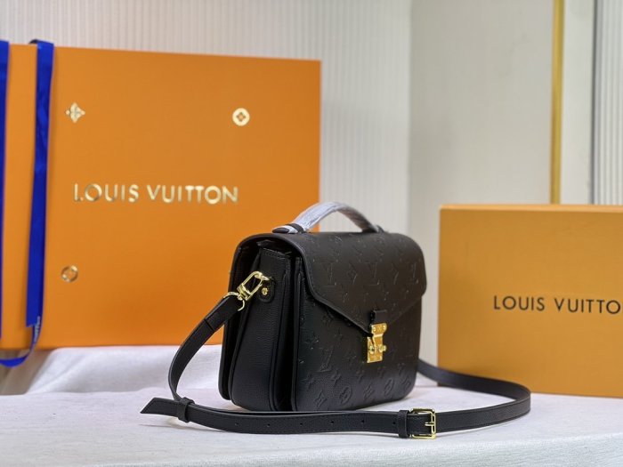 202204SS新作 Louis Vuitton ルイヴィトン レディース ショルダーバックスーパーコピー