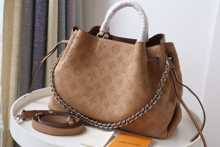 202204SS新作 Louis Vuitton ルイヴィトン レディース ショルダーバックスーパーコピー