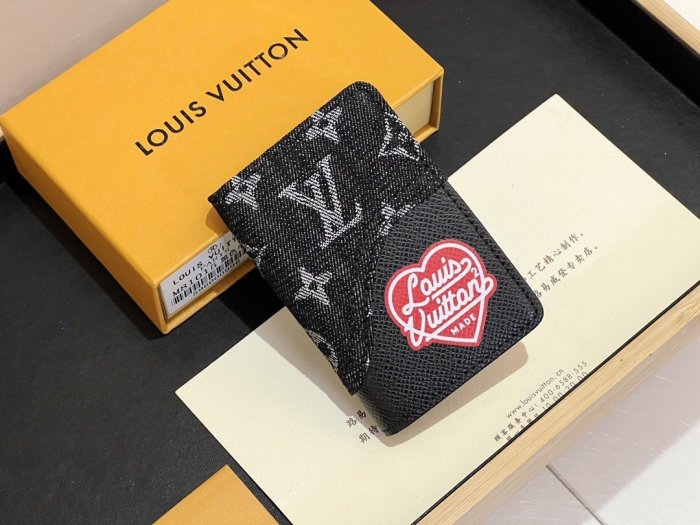 202204SSルイヴィトン LOUIS VUITTON 新作通販 短財布スーパーコピー2色