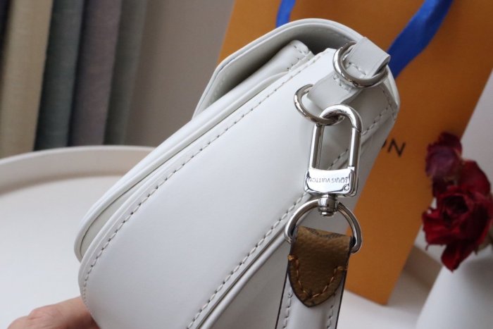 202204SS新作 Louis Vuitton ルイヴィトン レディース ショルダーバックスーパーコピー