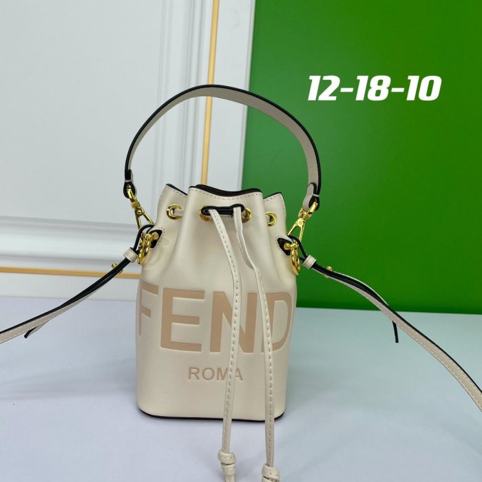 202204SS新作FENDI フェンディ レディース ショルダーバックスーパーコピー