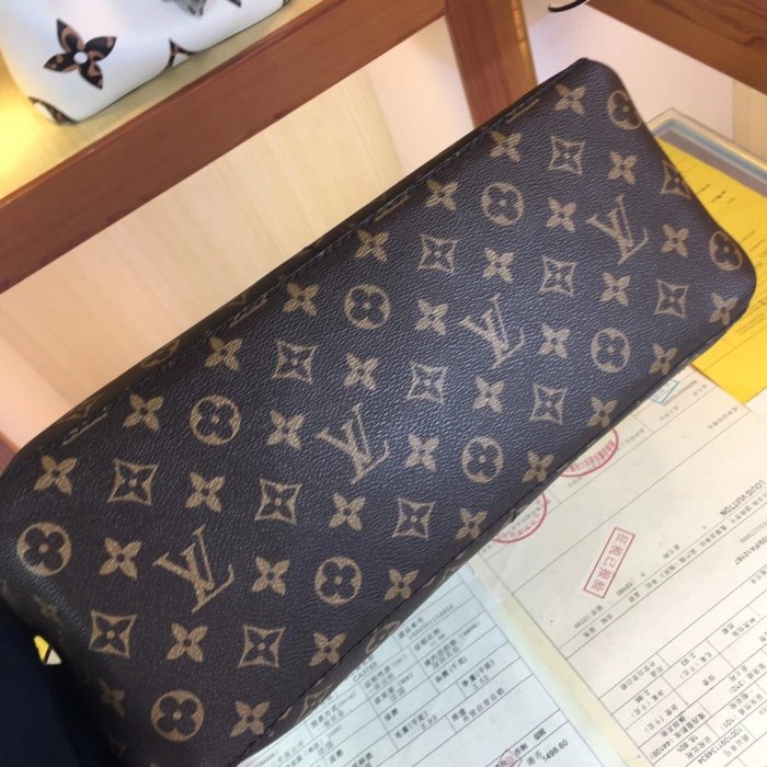 202204SS新作 Louis Vuitton ルイヴィトン レディース ショルダーバックスーパーコピー