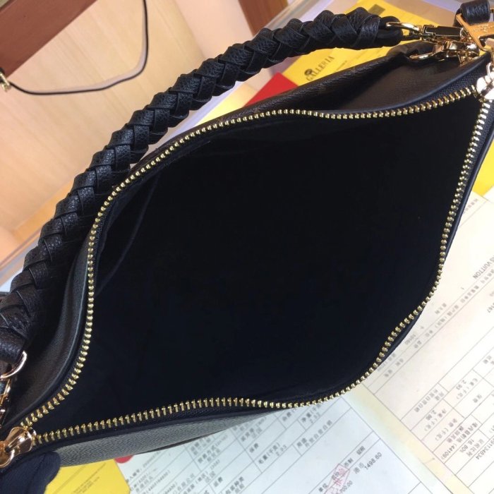 202204SS新作 Louis Vuitton ルイヴィトン レディース ショルダーバックスーパーコピー
