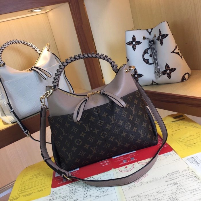 202204SS新作 Louis Vuitton ルイヴィトン レディース ショルダーバックスーパーコピー