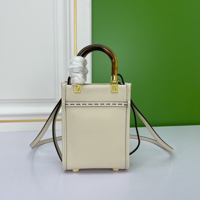 202204SS新作FENDI フェンディ レディース ショルダーバックスーパーコピー