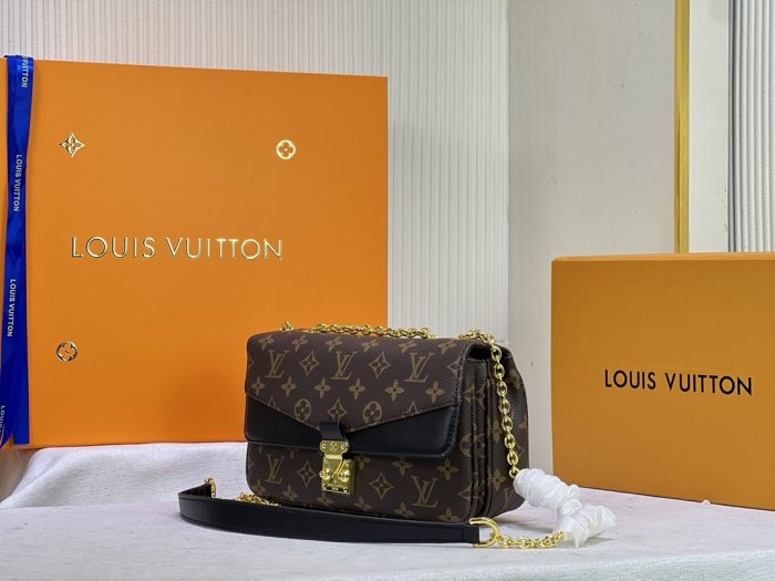 202204SS新作 Louis Vuitton ルイヴィトン レディース ショルダーバックスーパーコピー