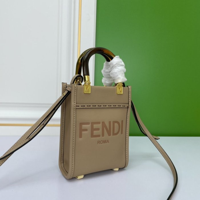 202204SS新作FENDI フェンディ レディース ショルダーバックスーパーコピー