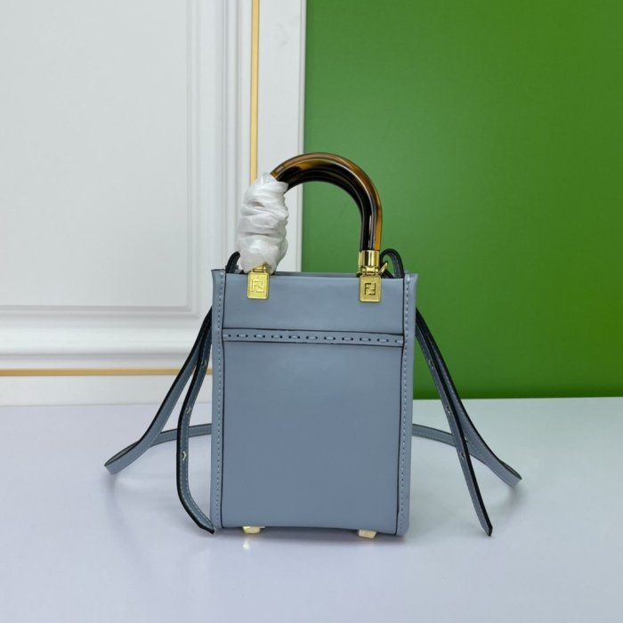 202204SS新作FENDI フェンディ レディース ショルダーバックスーパーコピー