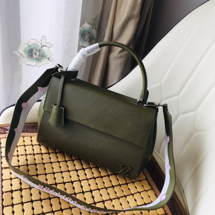 202204SS新作 Louis Vuitton ルイヴィトン レディース ショルダーバックスーパーコピー