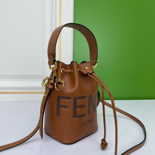 202204SS新作FENDI フェンディ レディース ショルダーバックスーパーコピー