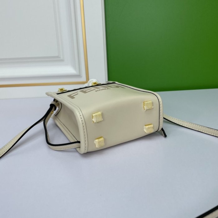 202204SS新作FENDI フェンディ レディース ショルダーバックスーパーコピー