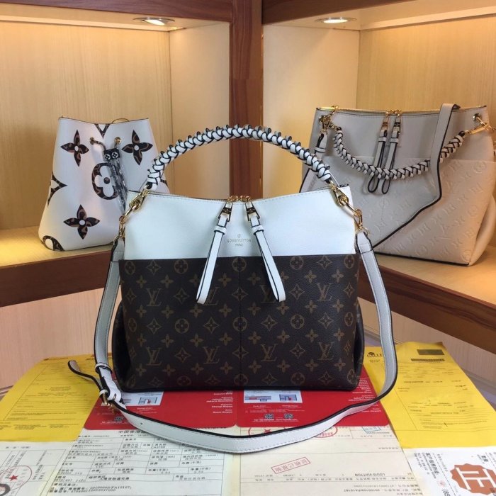 202204SS新作 Louis Vuitton ルイヴィトン レディース ショルダーバックスーパーコピー