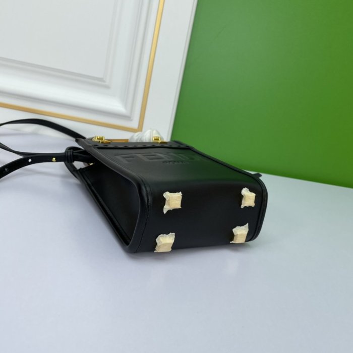 202204SS新作FENDI フェンディ レディース ショルダーバックスーパーコピー