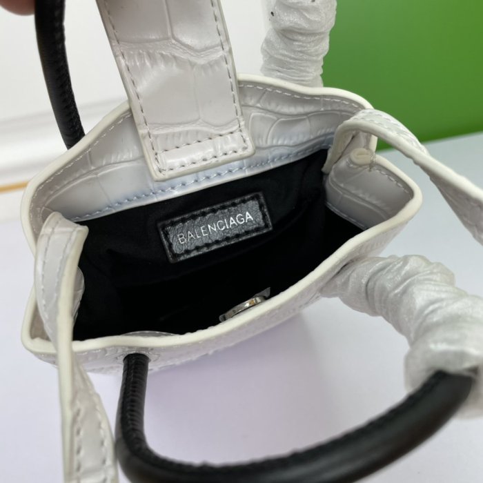 202204SS新作Balenciaga バレンシアガ レディース ショルダーバックスーパーコピー