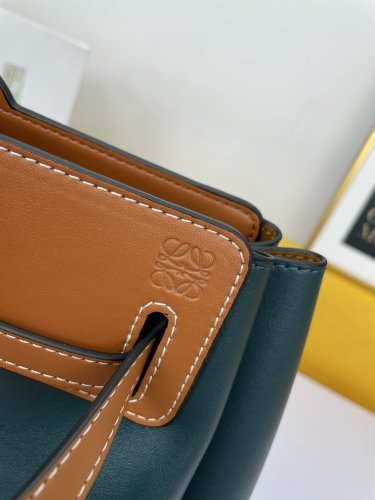 202204SS ロエベLOEWEレディースショルダーバックスーパーコピー