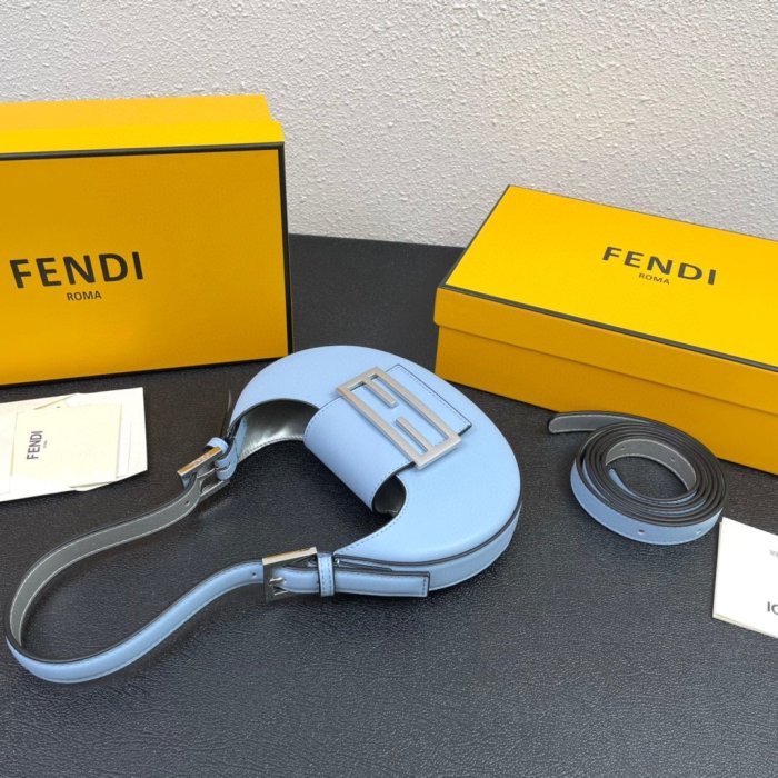 202204SS新作FENDI フェンディ レディース ショルダーバックスーパーコピー