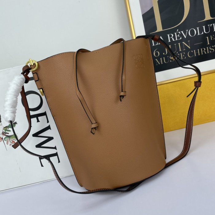 202204SS ロエベLOEWEレディースショルダーバックスーパーコピー
