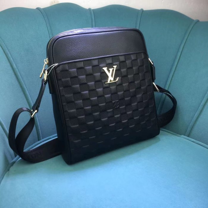 202204SS新作 Louis Vuitton ルイヴィトン メンズ ショルダーバッグスーパーコピー