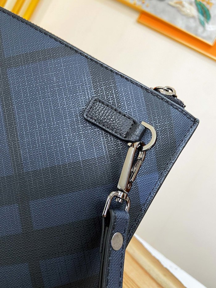 202204SS新作 バーバリーBurberry メンズ ハンドバックスーパーコピー