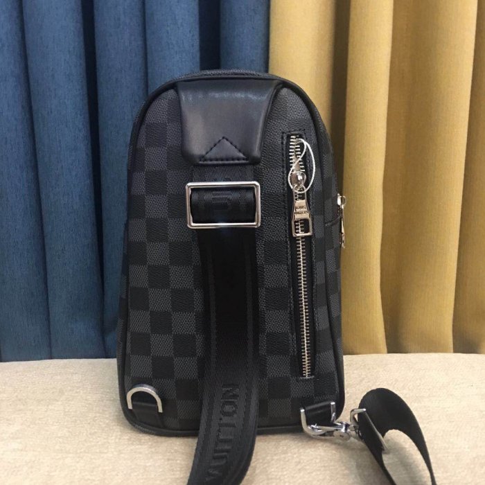 202204SS新作 Louis Vuitton ルイヴィトン メンズ ショルダーバッグスーパーコピー