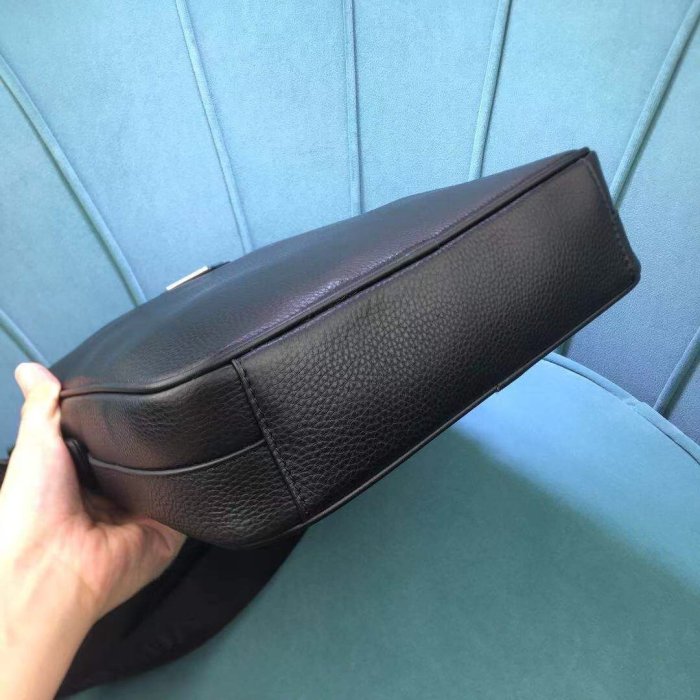 202204SS プラダPrada メンズ ショルダーバックスーパーコピー