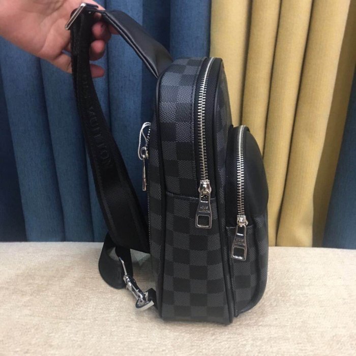 202204SS新作 Louis Vuitton ルイヴィトン メンズ ショルダーバッグスーパーコピー