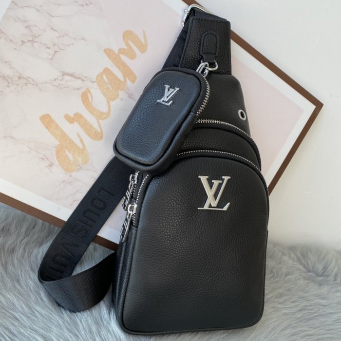 202204SS新作 Louis Vuitton ルイヴィトン メンズ ショルダーバッグスーパーコピー