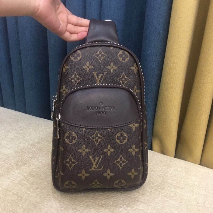 202204SS新作 Louis Vuitton ルイヴィトン メンズ ショルダーバッグスーパーコピー