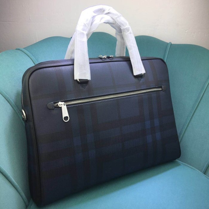 202204SS新作 バーバリーBurberry メンズ ハンドバックスーパーコピー