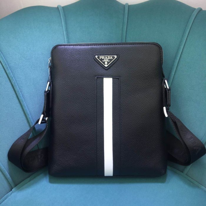 202204SS プラダPrada メンズ ショルダーバックスーパーコピー