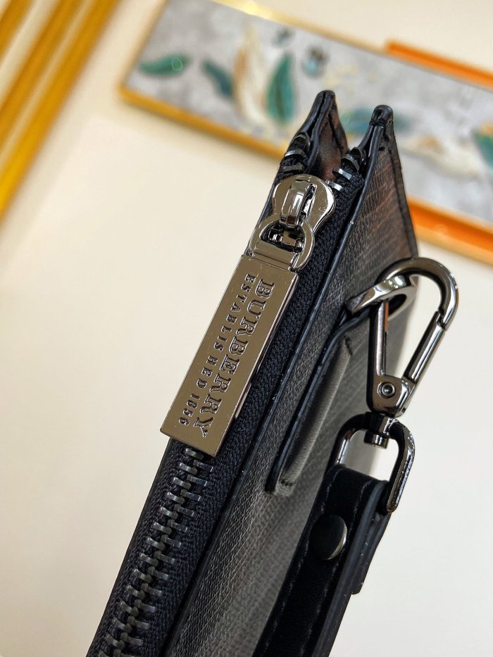 202204SS新作 バーバリーBurberry メンズ ハンドバックスーパーコピー